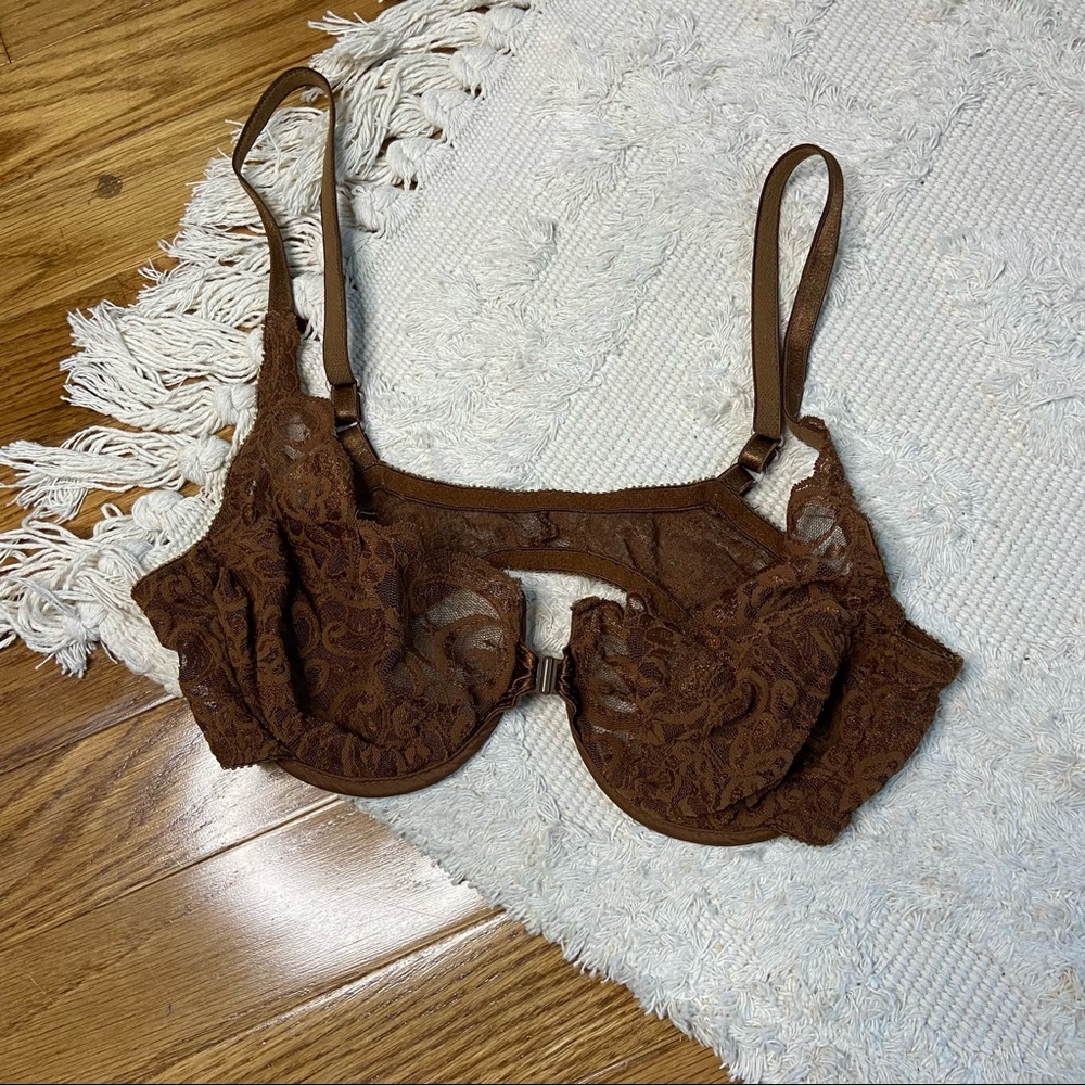 Christian Dior vintage lace bra 32 B - Picture 1 of 14